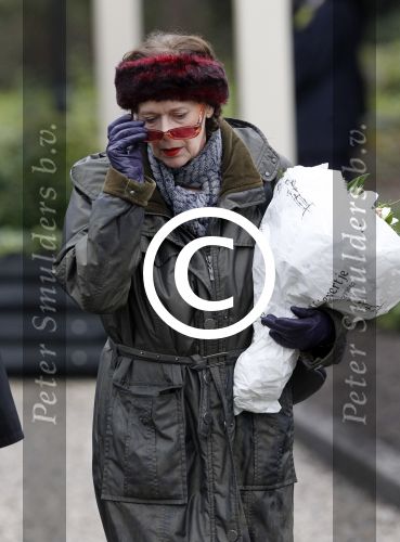 Amsterdam 21 december 2011
Crematie Olga Madsen op westgaarde. Sylvia Kristel
Peter Smulders bv