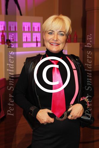 Hilversum 7 december 2011
Uitreiking radio bitches awards bij studio 21. Vivian Boelen
Peter Smulders bv