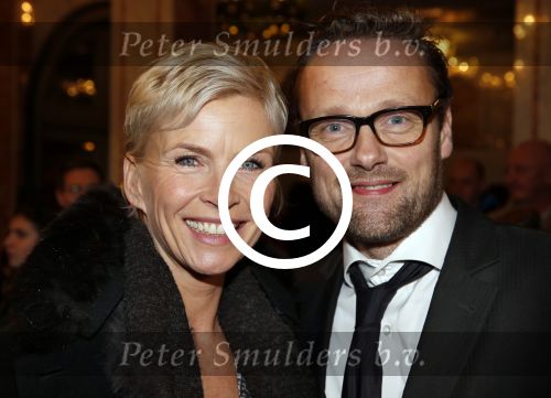 Amsterdam 21 december 2012
Premiere kerstcircus in carre. Anita Witzier met vriend
Peter Smulders bv