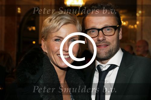 Amsterdam 21 december 2012
Premiere kerstcircus in carre. Anita Witzier met vriend
Peter Smulders bv