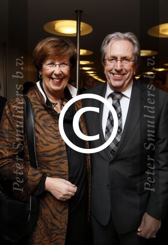 Utrecht 5 januari 2012
Premiere show Tineke Schouten in schouwburg Utrecht. Annemarie Jorritsma met man
Peter Smulders bv