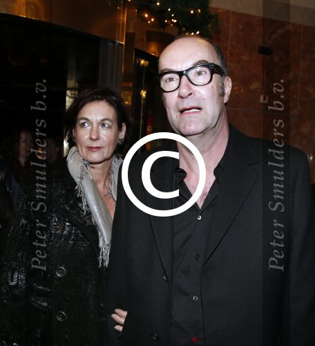 Amsterdam 21 december 2012
Premiere kerstcircus in carre. Bart Chabot met vrouw
Peter Smulders bv