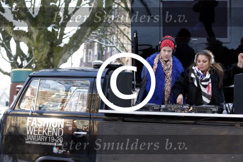 Amsterdam 16 januari 2013
Bas Costers als dj ter promotie van de amsterdam fashion week op de cornelis schuytstraat.
Peter Smulders bv