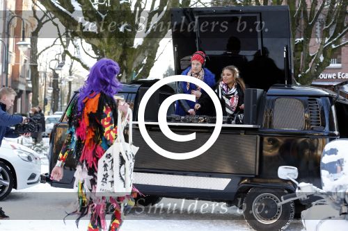 Amsterdam 16 januari 2013
Bas Costers als dj ter promotie van de amsterdam fashion week op de cornelis schuytstraat.
Peter Smulders bv