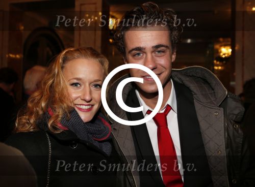 Amsterdam 21 december 2012
Premiere kerstcircus in carre. Beau Schneider met vreindin
Peter Smulders bv