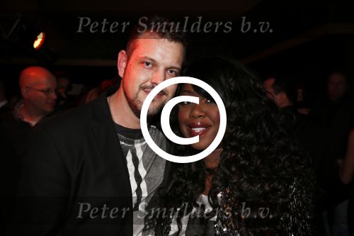 Uitgeest 14 januari 2013
Nieuwjaarsreceptie Henk Geels in Bobs saloon. Bergit Lewis met man
Peter Smulders bv
