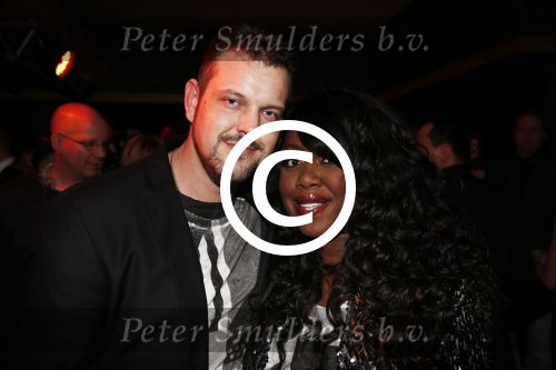 Uitgeest 14 januari 2013
Nieuwjaarsreceptie Henk Geels in Bobs saloon. Bergit Lewis met man
Peter Smulders bv