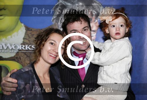 Amsterdam 13 januari 2013
Voorstelling Shrek in het RAI theater. Caspar Burgi met vrouw en dochter
Peter Smulders bv