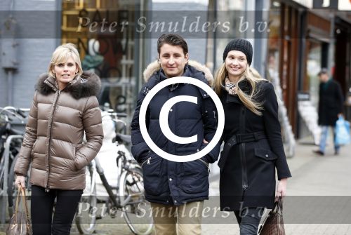 Amsterdam 11 januari 2012
Danny Froger met zijn vriendin en schoonmoeder.
Peter Smulders bv