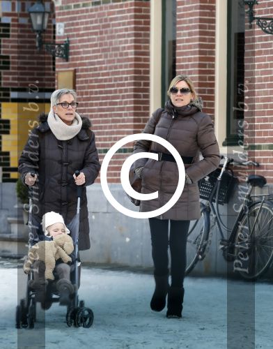 Amsterdam 16 januari 2012
Gallyon v Vessem met moeder en dochter.
Peter Smulders bv