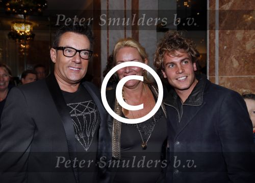 Amsterdam 21 december 2012
Premiere kerstcircus in carre. Gerard Joling met zus en een vriend
Peter Smulders bv