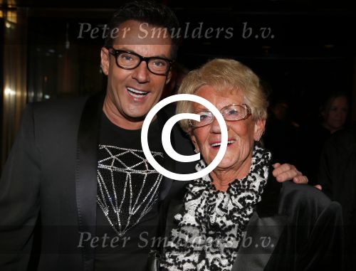 Amsterdam 21 december 2012
Premiere kerstcircus in carre. Gerard Joling met zus moeder en vriend
Peter Smulders bv