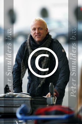 Schiphol 27 december 2012
Gordon vertrekt met zijn nieuwe vriend Robbert op vakantie naar Rio de Janeiro.
Peter Smulders bv