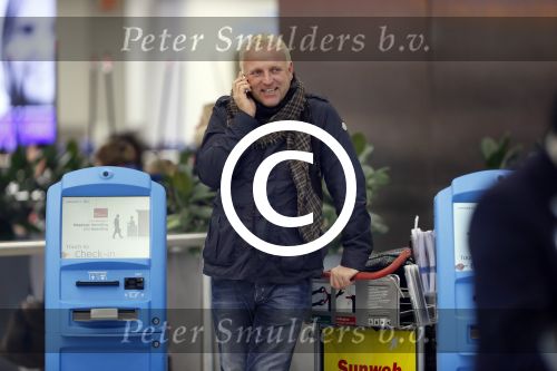 Schiphol 27 december 2012
Gordon vertrekt met zijn nieuwe vriend Robbert op vakantie naar Rio de Janeiro.
Peter Smulders bv
