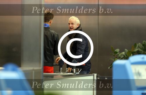 Schiphol 27 december 2012
Gordon vertrekt met zijn nieuwe vriend Robbert op vakantie naar Rio de Janeiro.
Peter Smulders bv