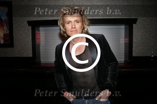 Uitgeest 14 januari 2013
Nieuwjaarsreceptie Henk Geels in Bobs saloon. Hans Klok met Linda Dubbeldeman
Peter Smulders bv