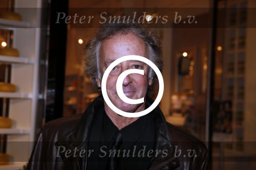 Amsterdam 9 januari 2012
Premiere les Miserables in Tuschinski. Hans v Willigenburg
Peter Smulders bv