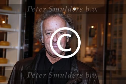 Amsterdam 9 januari 2012
Premiere les Miserables in Tuschinski. Hans v Willigenburg
Peter Smulders bv