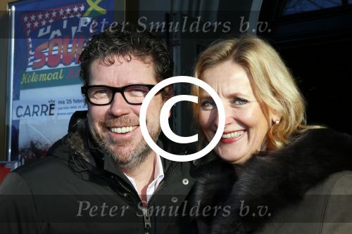 Amsterdam 13 januari 2012
Rob de Nijs 70 jaar concert in carre. Henkjan Smits met vrouw
Peter Smulders bv