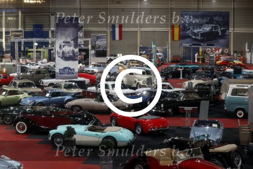 Maastricht 10 januari 2012
Connie Breukhoven en haar nieuwe vriend Frans v Maarschalkerwaart rijden van Amsterdam naar Maastricht waar ze eerst in hotel wat drinken en daarna naar een gala van een oldtimer beurs in het Mecc gaan.
Peter Smulders bv