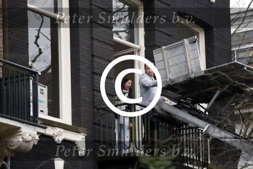 Amsterdam 22 december 2012
Isa Hoes aan het verhuizen naar haar nieuwe huis aan het vondelpark.
Peter Smulders bv