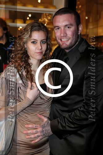 Amsterdam 9 januari 2012
Premiere les Miserables in Tuschinski. Jamie Saunders met zwangere vriendin
Peter Smulders bv