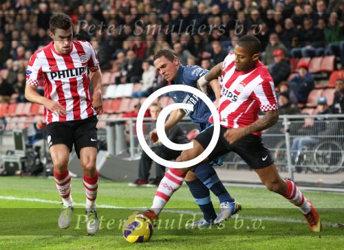 Eindhoven, 30 Januari 2013
1/4 Finale KNVB Beker PSV-Feyenoord, Seizoen 2012-2013, eindstand 2-1
Wesley Verhoek in duel met Jeremain Lens en Kevin Strootman
Foto Peter Smulders BV