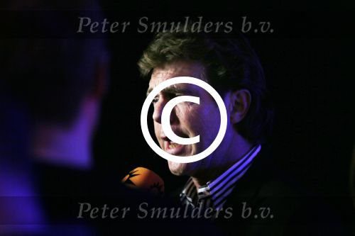 Amsterdam 17 januari 2013
Matthijs v Nieuwkek wordt uitgeroepen voor omroepman van het jaar en krijgt de prijs overhandigd uit handen van John de Mol.
Peter Smulders bv