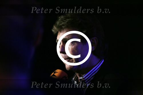 Amsterdam 17 januari 2013
Matthijs v Nieuwkek wordt uitgeroepen voor omroepman van het jaar en krijgt de prijs overhandigd uit handen van John de Mol.
Peter Smulders bv