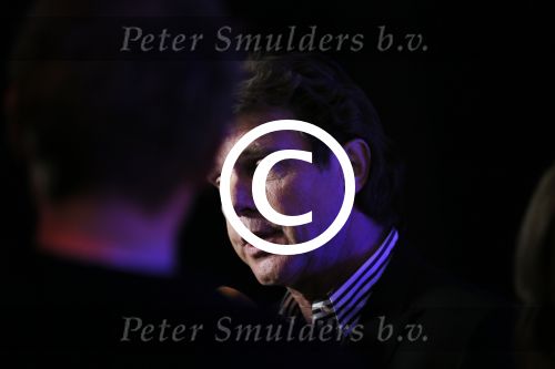 Amsterdam 17 januari 2013
Matthijs v Nieuwkek wordt uitgeroepen voor omroepman van het jaar en krijgt de prijs overhandigd uit handen van John de Mol.
Peter Smulders bv