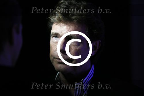 Amsterdam 17 januari 2013
Matthijs v Nieuwkek wordt uitgeroepen voor omroepman van het jaar en krijgt de prijs overhandigd uit handen van John de Mol.
Peter Smulders bv