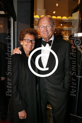 Amsterdam 9 januari 2012
Premiere les Miserables in Tuschinski. Joop en Janine v d Ende
Peter Smulders bv