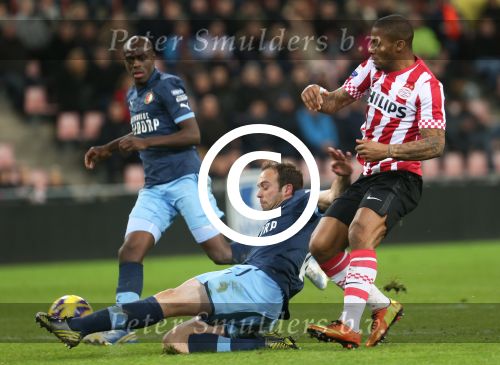 Eindhoven, 30 Januari 2013
1/4 Finale KNVB Beker PSV-Feyenoord, Seizoen 2012-2013, eindstand 2-1
Joris Mathijsen in duel met Jeremain Lens
Foto Peter Smulders BV