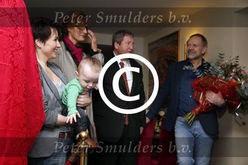 Amsterdam 27 december 2012
Rob Henriette en Julius de Nijs bij presentatie schilderij van Rob in Carre.
Peter Smulders bv