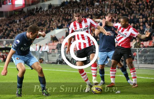 Eindhoven, 30 Januari 2013
1/4 Finale KNVB Beker PSV-Feyenoord, Seizoen 2012-2013, eindstand 2-1
Wesley Verhoek in duel met Jeremain Lens en Kevin Strootman
Foto Peter Smulders BV