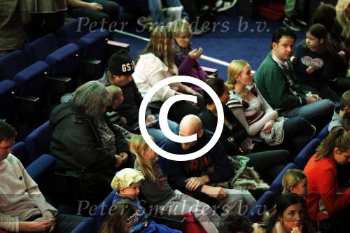 Amsterdam 13 januari 2013
Voorstelling Shrek in het RAI theater. de man van Kim Lian v d Meij Daniel met moeder en kinderen
Peter Smulders bv