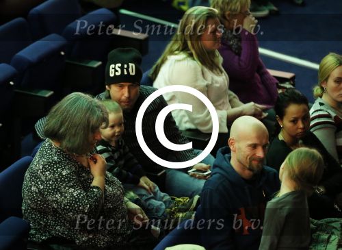Amsterdam 13 januari 2013
Voorstelling Shrek in het RAI theater. de man van Kim Lian v d Meij Daniel met moeder en kinderen
Peter Smulders bv