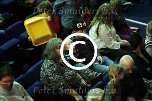 Amsterdam 13 januari 2013
Voorstelling Shrek in het RAI theater. de man van Kim Lian v d Meij Daniel met moeder en kinderen
Peter Smulders bv
