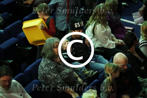 Amsterdam 13 januari 2013
Voorstelling Shrek in het RAI theater. de man van Kim Lian v d Meij Daniel met moeder en kinderen
Peter Smulders bv