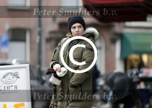 Amsterdam 14 januari 2013
Kim v Kooten met vlekken in haar gezicht op straat.
Peter Smulders bv