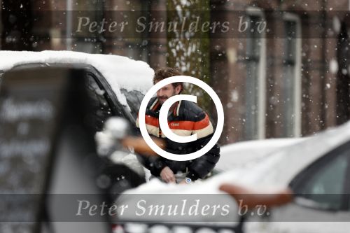 Amsterdam 15 januari 2013
Kluun bij zijn huis.
Peter Smulders bv