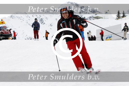 Serfaus 2 maart 2010
Koert-Jan de Bruijn en Pauline de Wilde tijdens opnames voor Snowcenter in serfaus. Pauline haar vriend Chris is ook werkzaam bij het programma.
Peter Smulders bv