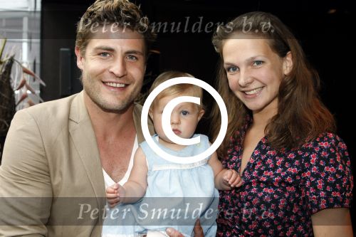 Amsterdam 12 juni 2009
Papa van het jaar verkiezing 
Koert-Jan de Bruijn met zijn vriendin Charlotte en dochter.