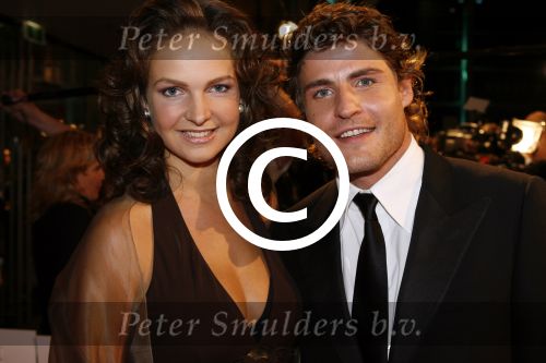 Amsterdam 20 oktober 2006
Uitreiking televizierring in het ij theater.
Koert Jan de Bruijn met een vriendin
Peter Smulders bv