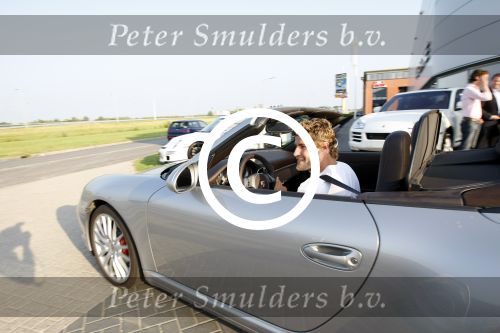 Heteren 29 juni 2009
Opening winkel bij porsche centrum Geldrland met div bn ers waaronder
Koert-Jan de Bruijn Anouk Smulders Tom Sebastian  en Jeroen v Koningsbrugge.
Eigenaar van Porsche centrum is Mark Wegh.
Peter Smulders bv