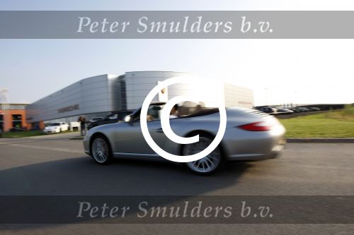 Heteren 29 juni 2009
Opening winkel bij porsche centrum Geldrland met div bn ers waaronder
Koert-Jan de Bruijn Anouk Smulders Tom Sebastian  en Jeroen v Koningsbrugge.
Eigenaar van Porsche centrum is Mark Wegh.
Peter Smulders bv