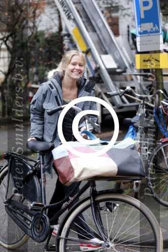 Amsterdam 22 december 2012
Isa Hoes aan het verhuizen naar haar nieuwe huis aan het vondelpark. Liesbeth kamerling
Peter Smulders bv