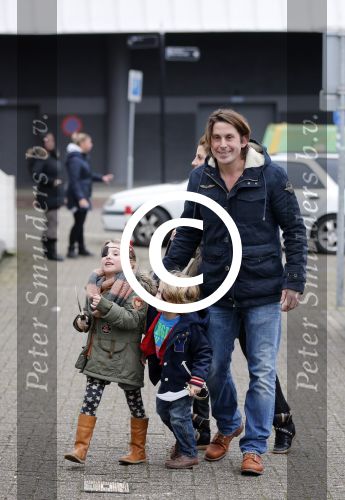 Rotterdam 3 januari 2012
Premiere Piet Piraat in Rotterdam. Lodewijk Hoekstra met vrouw en kinderden
Peter Smulders bv