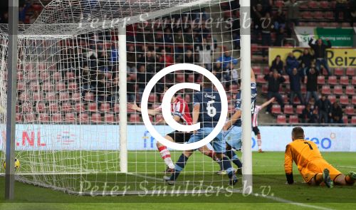 Eindhoven, 30 Januari 2013
1/4 Finale KNVB Beker PSV-Feyenoord, Seizoen 2012-2013, eindstand 2-1
Mark v Bommel scoort 2-1
Foto Peter Smulders BV