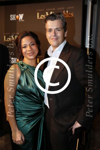 Amsterdam 9 januari 2012
Premiere les Miserables in Tuschinski. Nurlaila Kareem met man Muriel Wolda
Peter Smulders bv